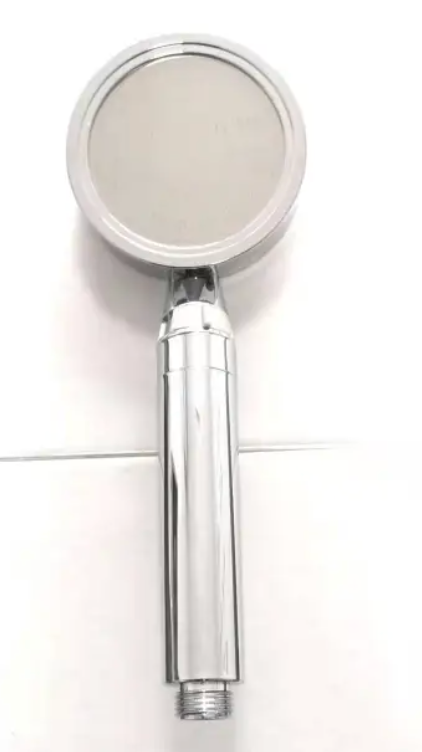 Pommeau de douche filtrant à main